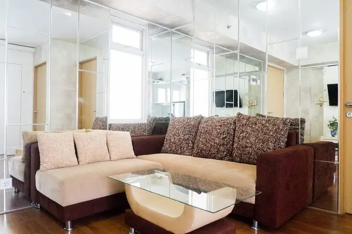 Сурабая: Quiet 2BR Apartment at Educity Pakuwon