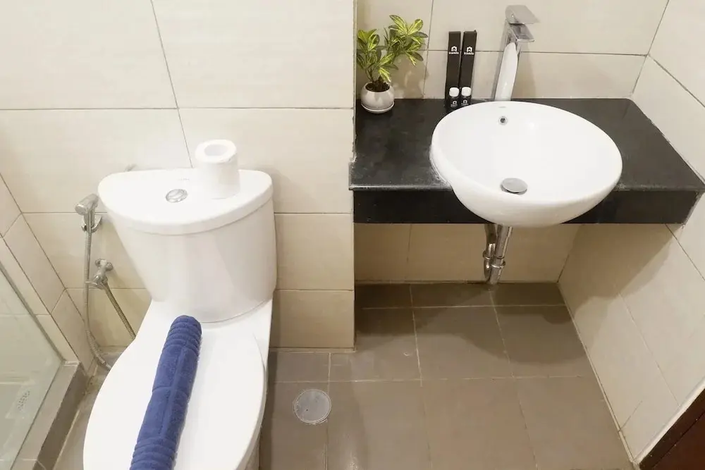 Сурабая: 2BR Apartment near Marvell City Mall at The Linden