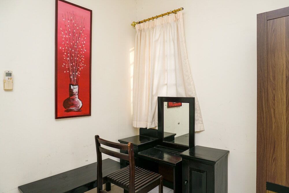 Джакарта: Clean and Homey 1BR at Puri Garden Apartment