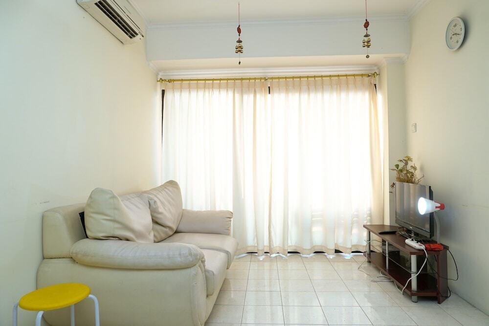 Джакарта: Clean and Homey 1BR at Puri Garden Apartment