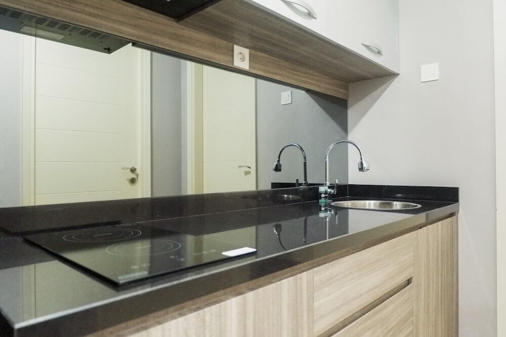 Сурабая: Cozy 2BR Apartment at Anderson Supermall Mansion Pakuwon Mall