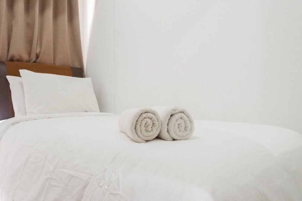 Сурабая: Cozy 2BR at Waterplace Apartment