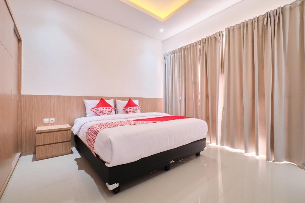 Парангтритис: OYO 2314 Hapsari Homestay Syariah