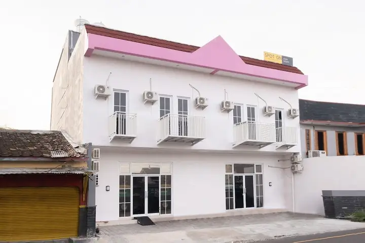 Слеман: SPOT ON 2296 Star House