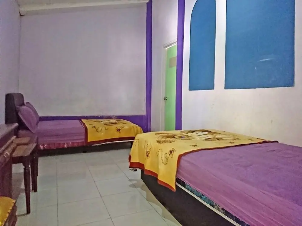 Джепара: Oyo 2467 Penginapan Dafista