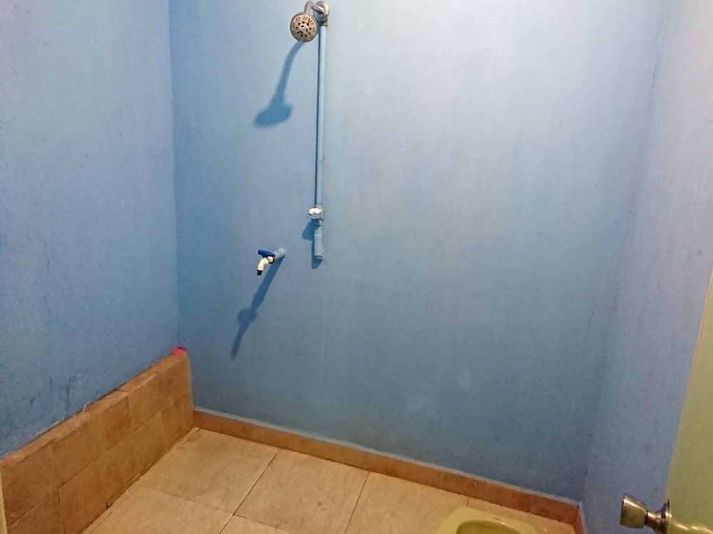 Джепара: Oyo 2467 Penginapan Dafista