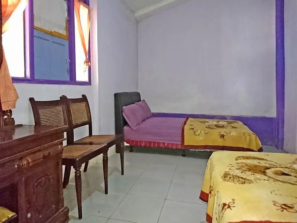 Джепара: Oyo 2467 Penginapan Dafista