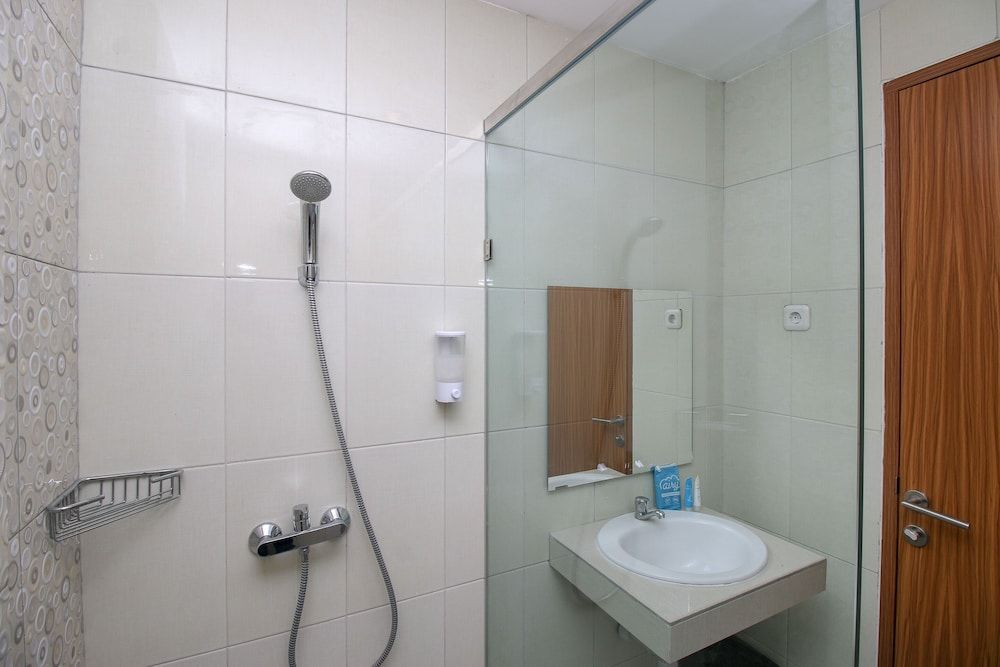 Падангсамбиан: Airy Denpasar Barat Mahendradatta 9 Bali