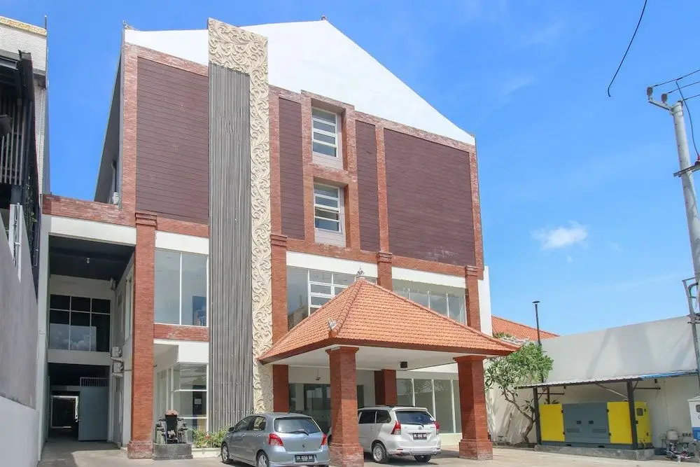 Падангсамбиан: Airy Denpasar Barat Mahendradatta 9 Bali