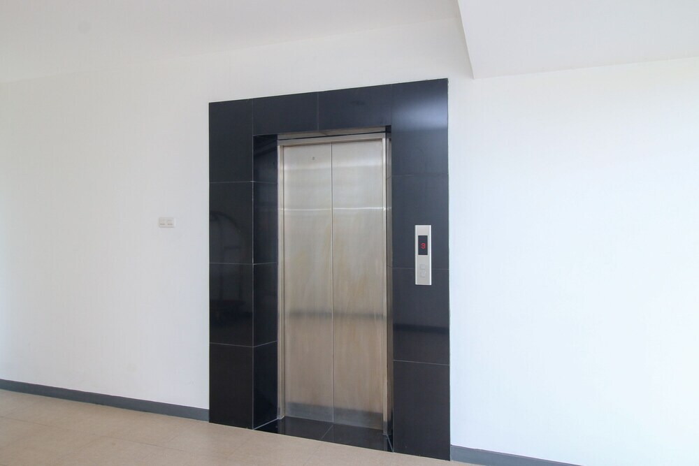 Падангсамбиан: Airy Denpasar Barat Mahendradatta 9 Bali
