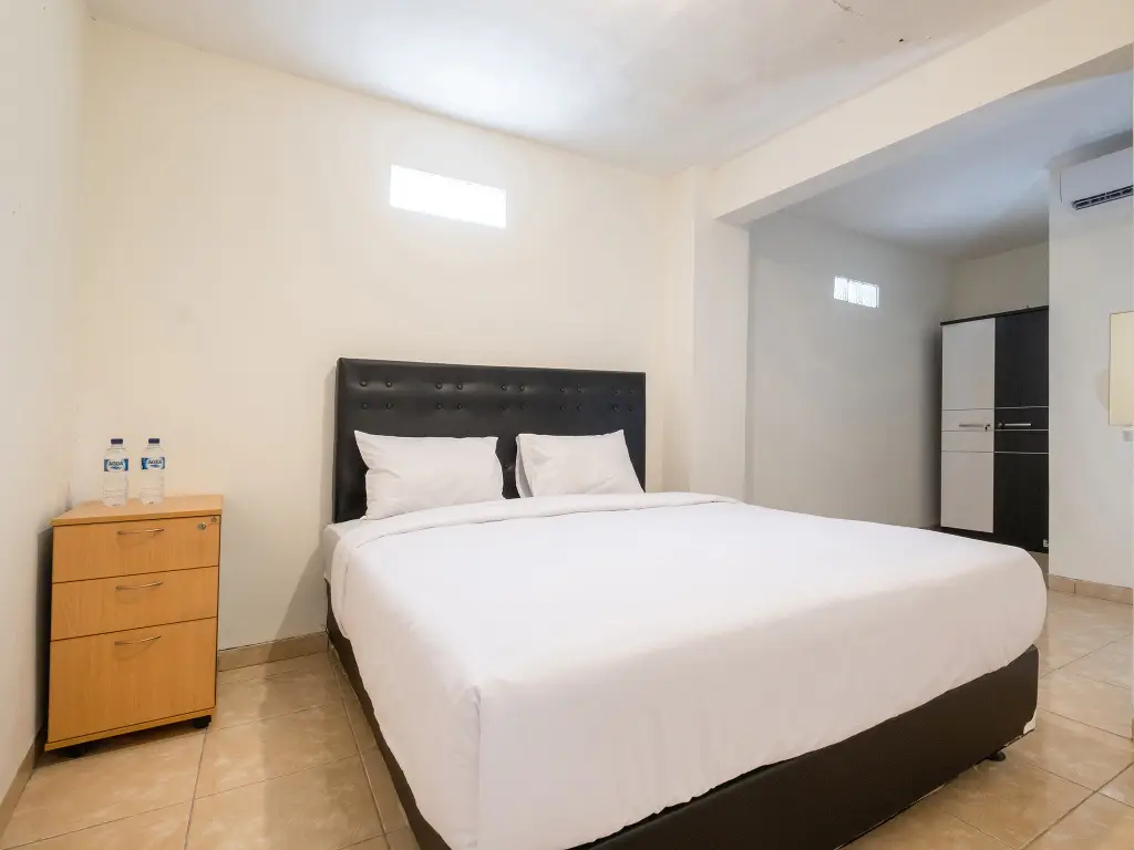 Депок: OYO 2173 Bnv House Babarsari
