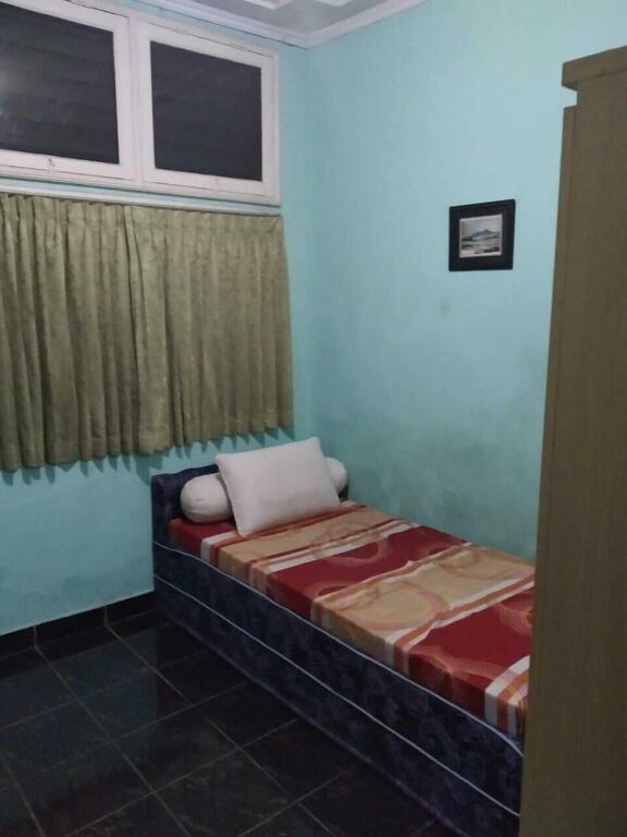 Джакарта: OYO 2236 Wisma Kurnia Raharja