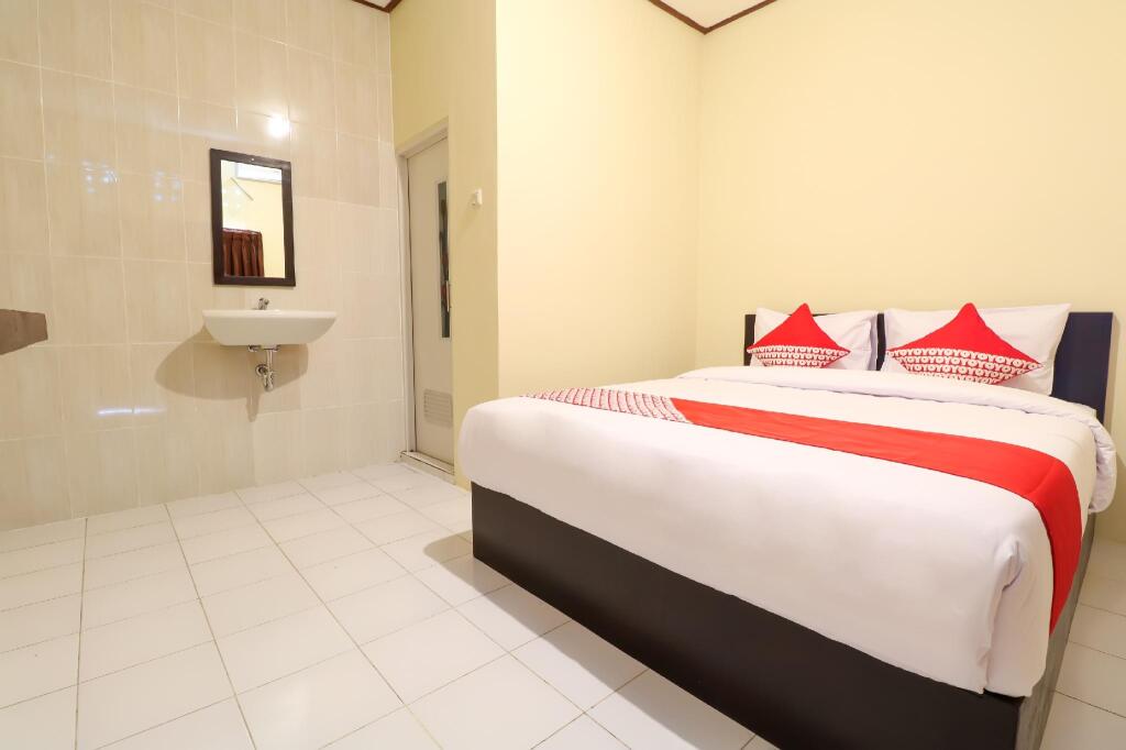 Беноа: OYO 2367 Kenanga Homestay