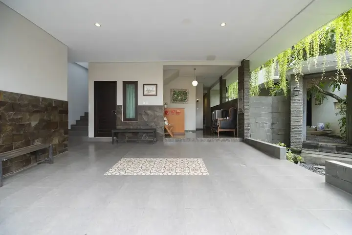 Джимбаран: OYO 2438 D' Tamblingan Guesthouse