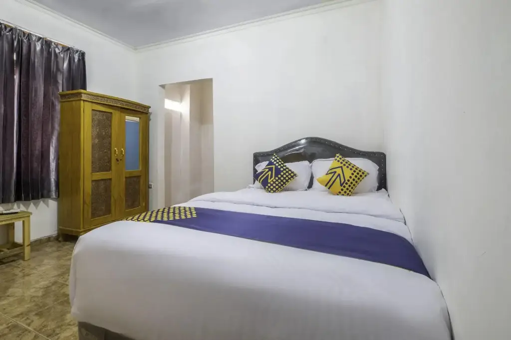Караванг: OYO Life 2412 Mandala Residence