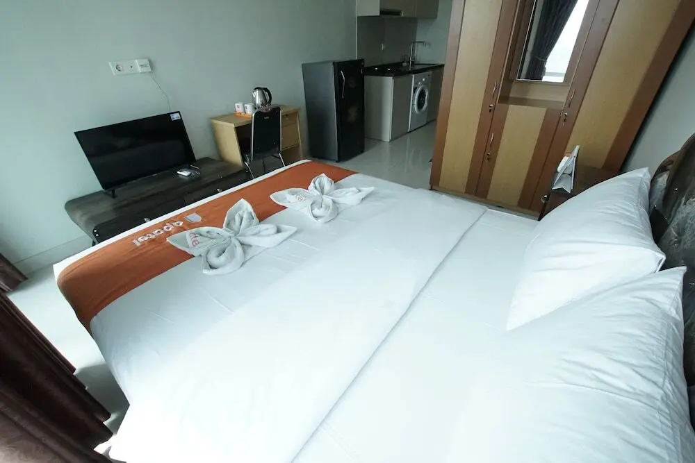 Джакарта: Apatel Puri Mansion 16 F1