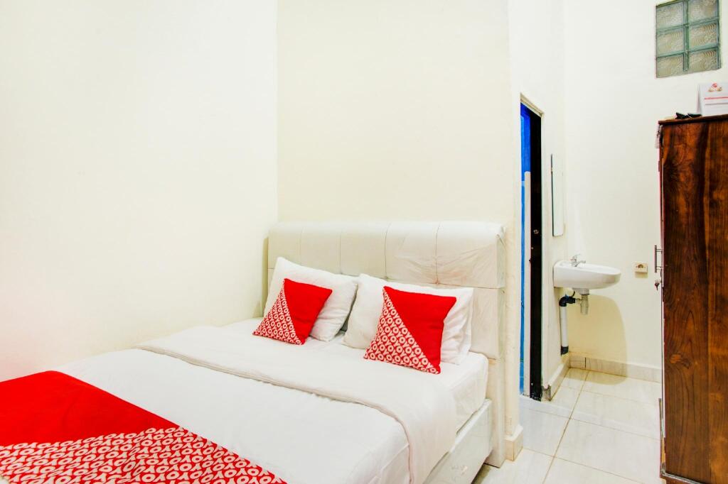 Купанг: OYO 2965 Silvia Homestay