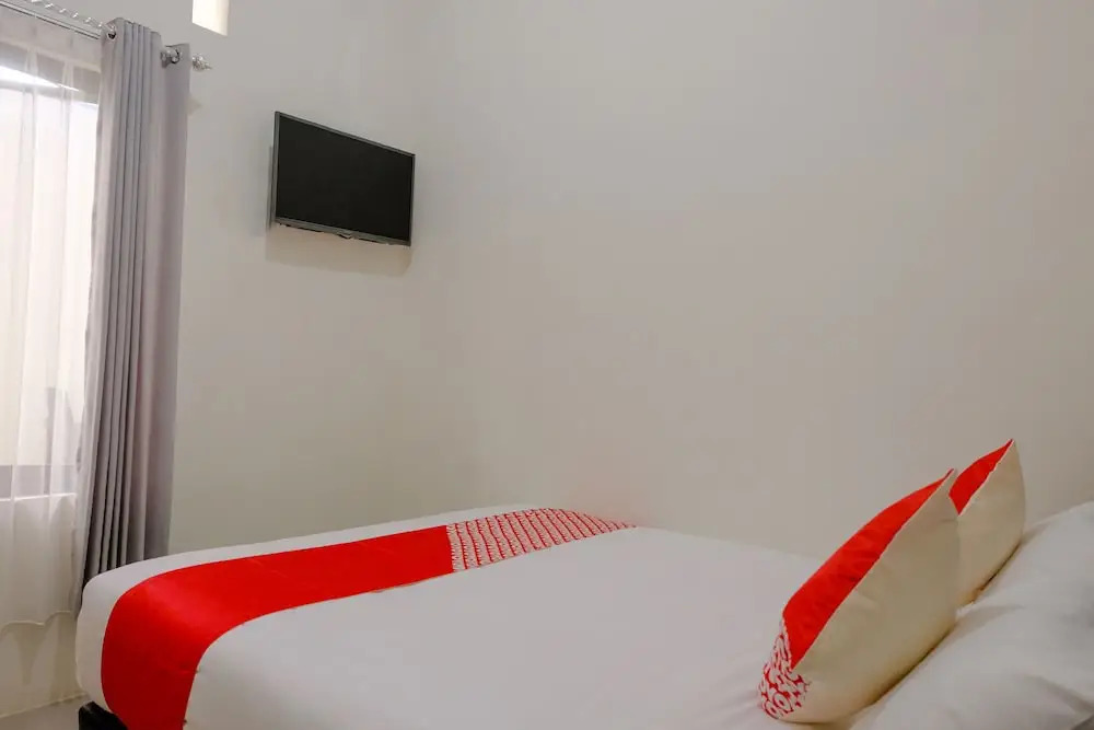 Джембер: Super OYO Capital O 2798 Semeru Residence Syariah