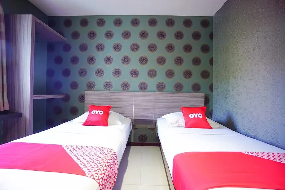 Манадо: OYO 2526 Hotel D'komo