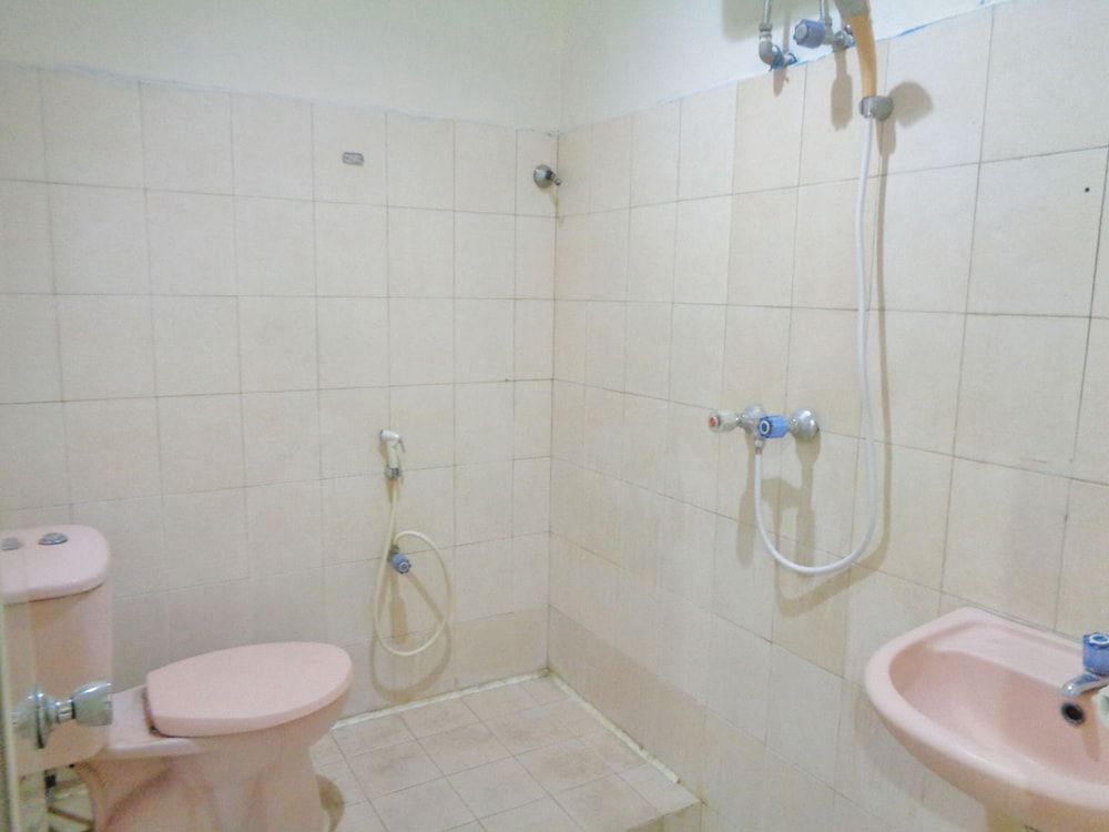 Манадо: Oyo 2568 Orion Hotel