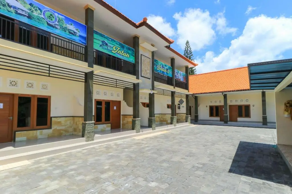 Батубулан: Pondok Wisata Intan Indah 2