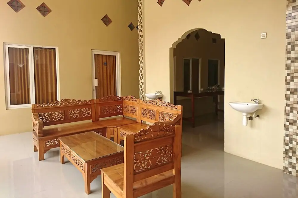 Джепара: OYO 2442 Windrisari Homestay