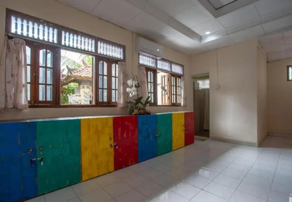 Пенида: Nushe Hostel