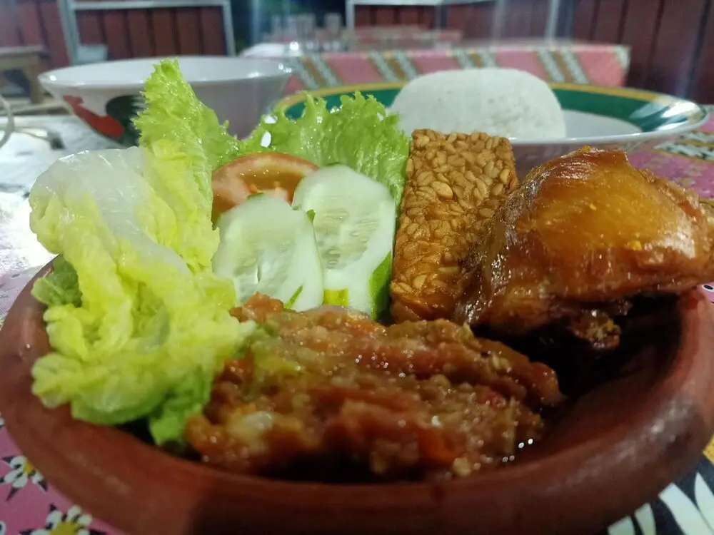 Надисари: Istana Bromo Resort and Resto