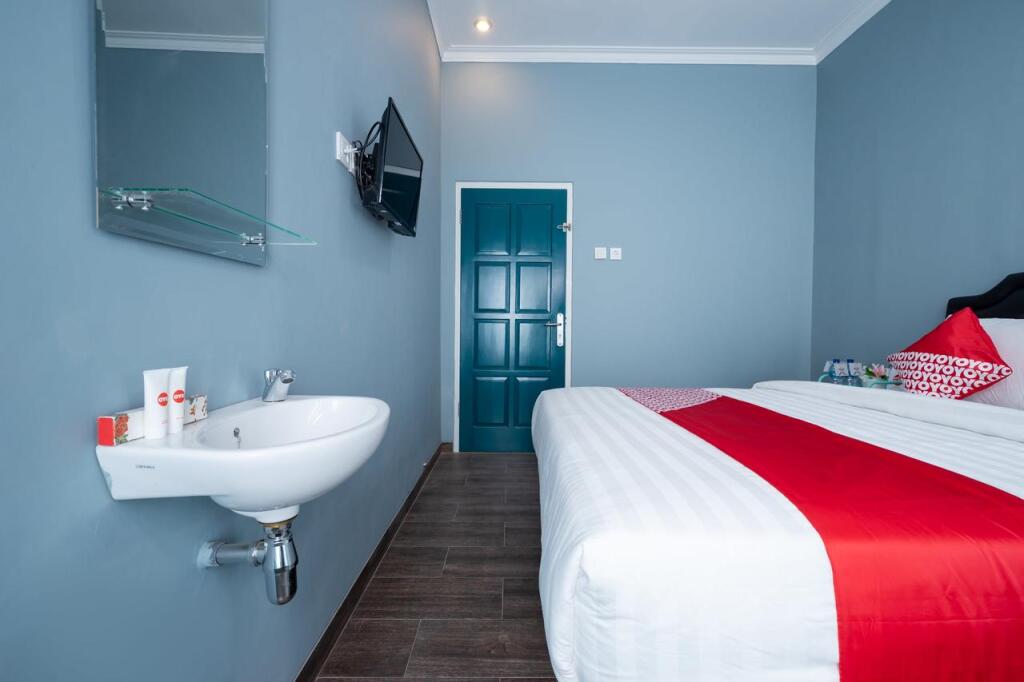 Батуретно: Oyo 2224 Lousiana House