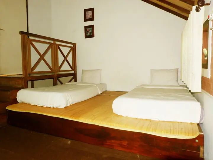 Бату: OYO 604 Cemara's Homestay