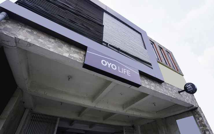Сурабая: Griya Aisyah Residence