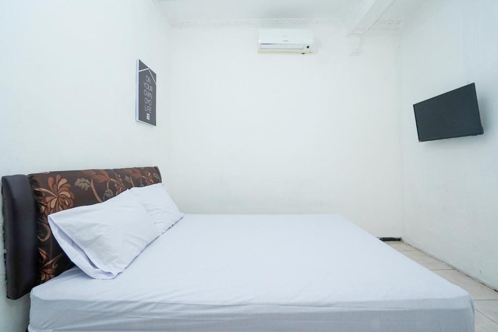 Сурабая: Griya Aisyah Residence