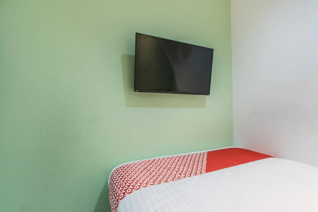 Джакарта: OYO 1199 Orienchi Room