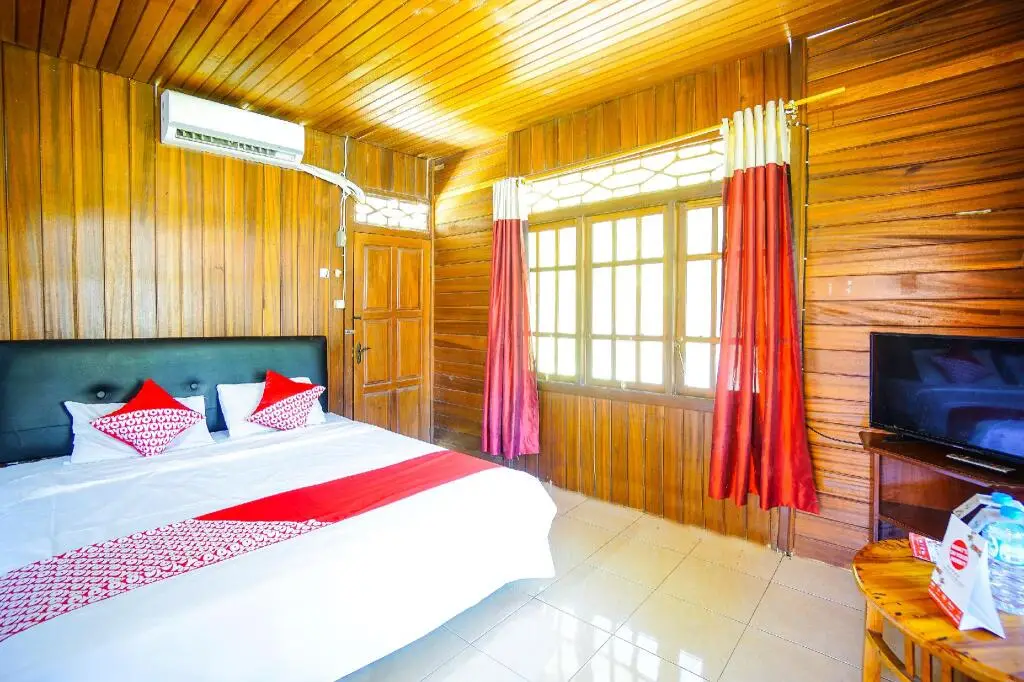 Манадо: OYO 1254 Golden Lake Resort