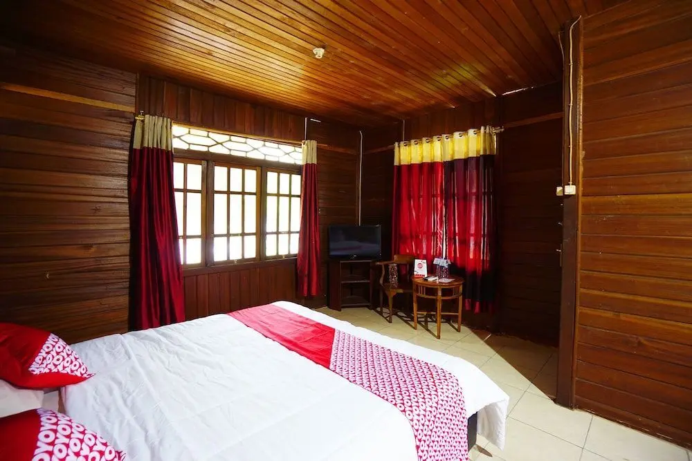 Манадо: OYO 1254 Golden Lake Resort