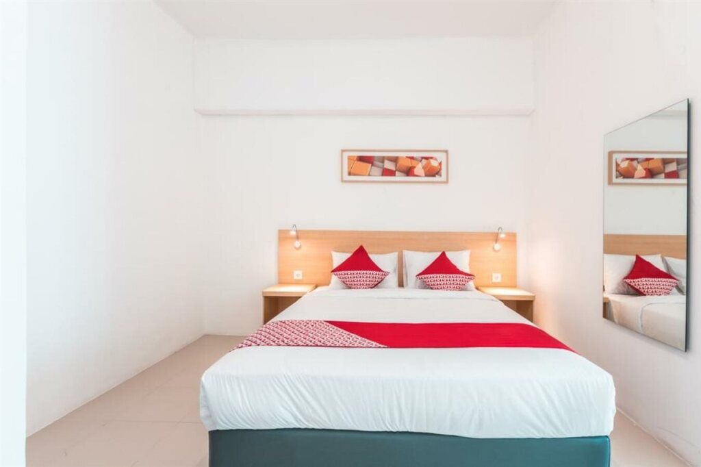 Тангеранг: OYO Flagship 1170 The Habitat Karawaci