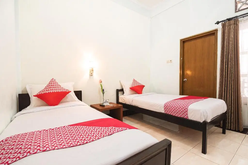 Травас: OYO 1339 Sinergi Hotel Tretes
