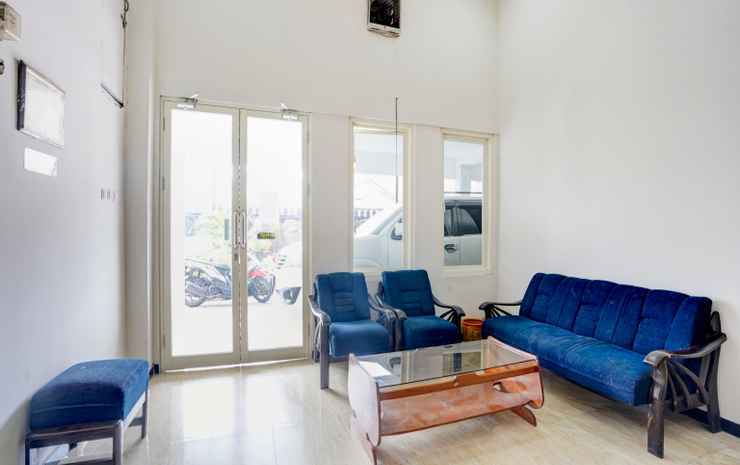 Сурабая: Oyo Life 2083 Tambakbening Residence