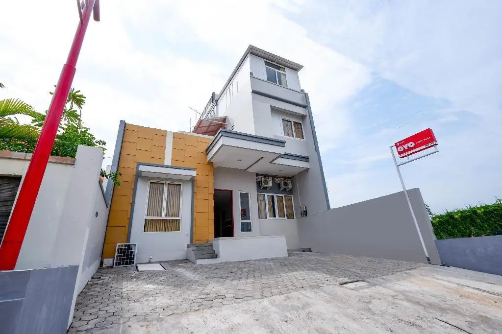 Семаранг: OYO 2133 Pintu Naga