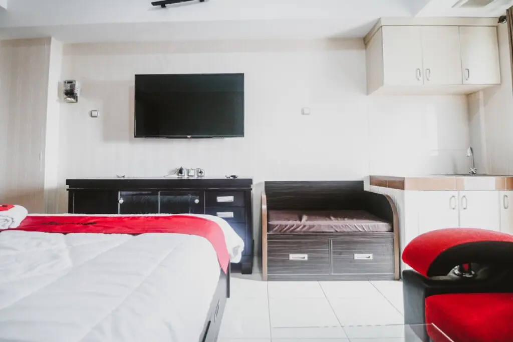 Джакарта: RedDoorz Apartment @ Green Lake View Ciputat