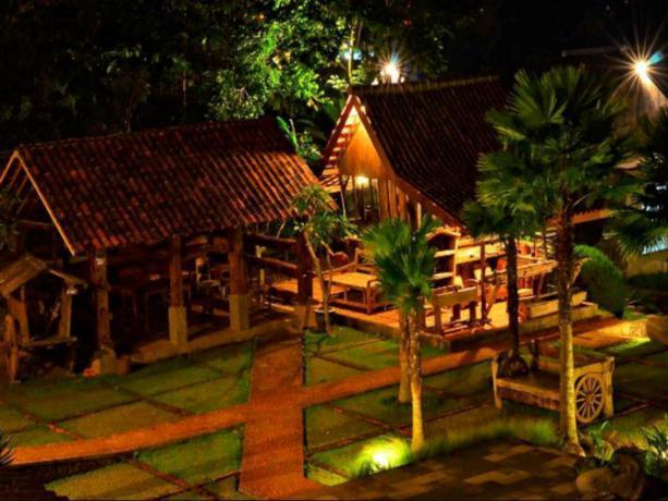 Бату: Kampung Lumbung Boutique Hotel