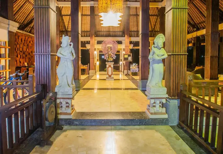Сукавати: Bali Masari Villas & Spa
