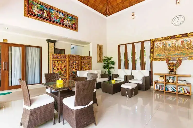 Чангу: Villa Batu Bolong