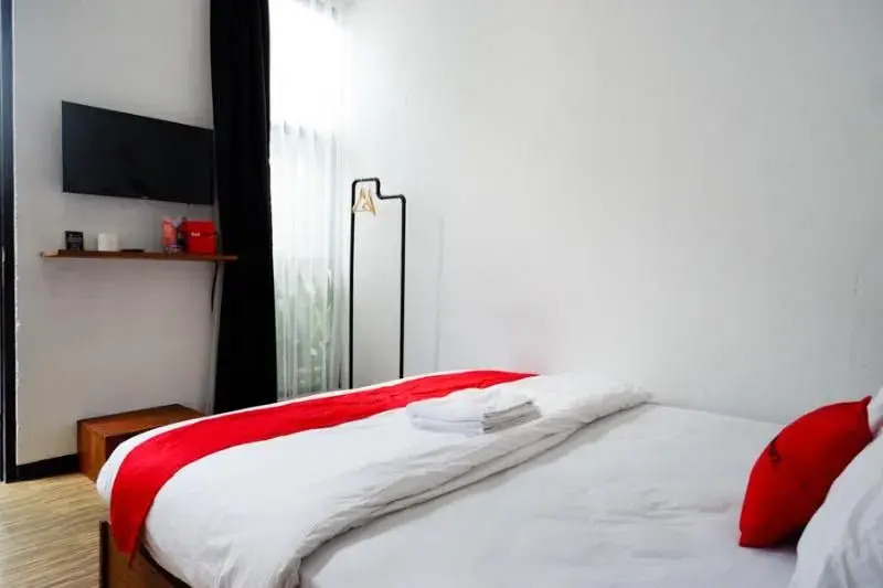 Чангу: RedDoorz @ Jalan Raya Semat Canggu