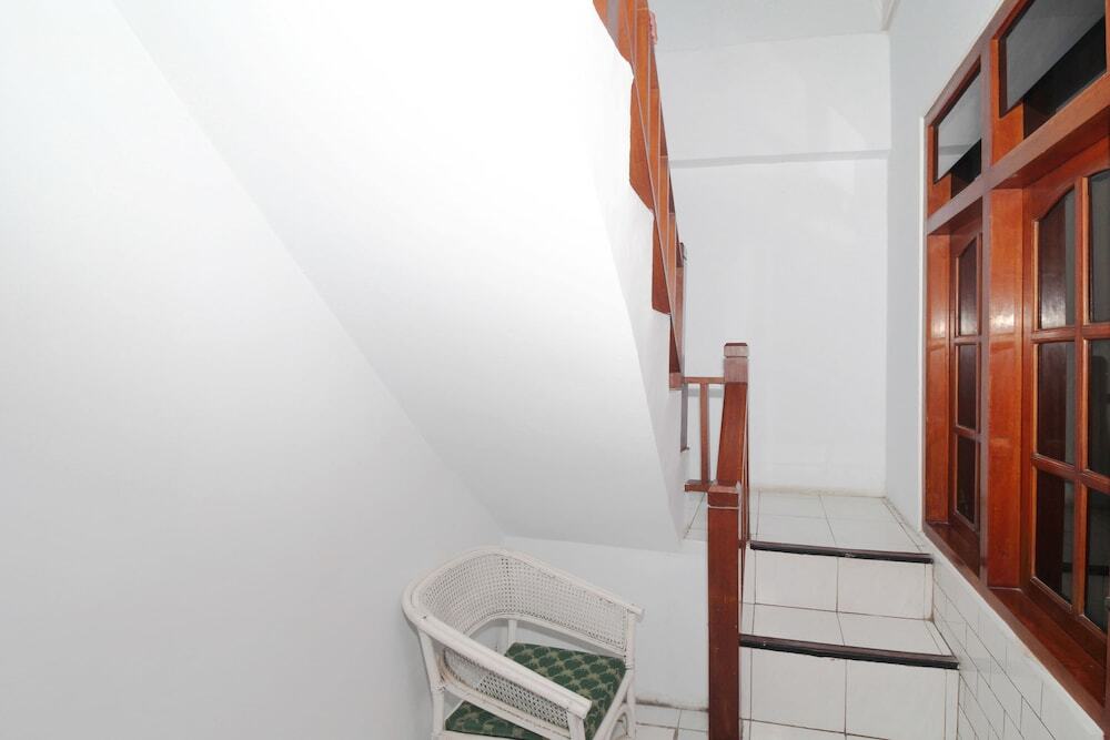 Джокьякарта: Airy Mantrijeron Parangtritis 42 Yogyakarta