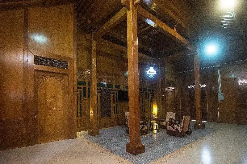 Ngaglik: OYO 300 Kampoeng Joglo