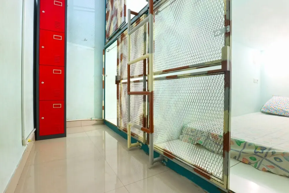 Джакарта: Kabin Kapsul Kayu Jati V Jakarta - Male Only - Hostel