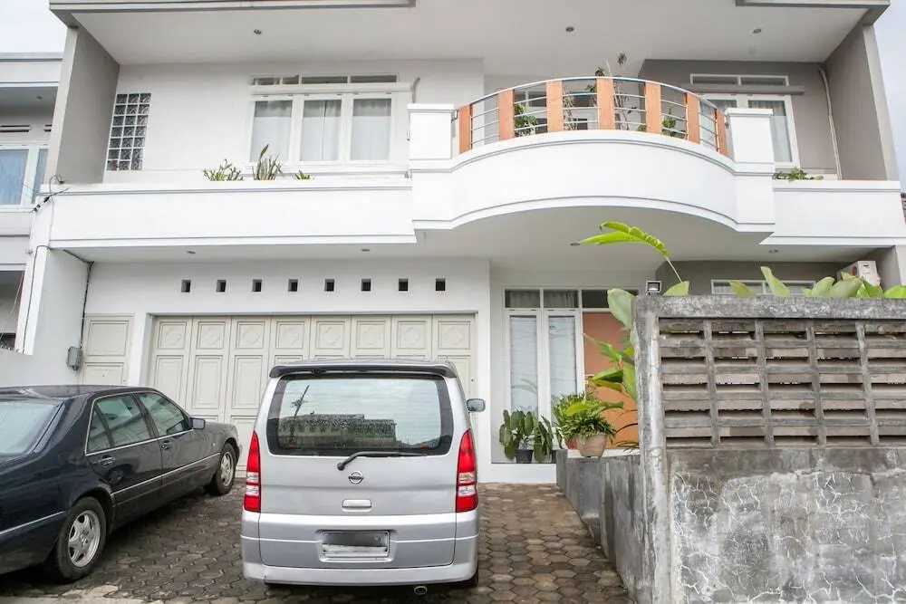 Бандунг: OYO 177 Rumah Bukit Dago