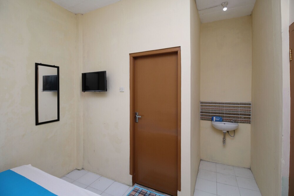 Севон: Airy Bangunharjo Parangtritis KM 4 319 Yogyakarta