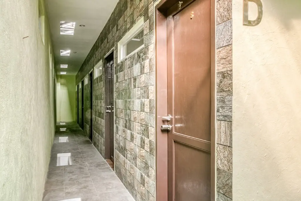 Джакарта: RedDoorz @ Panglima Polim 2